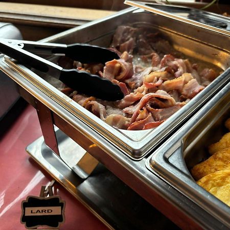 Hotel Terminus - Pizzeria Pizz'A Gogo - Salle De Sport - Face A La Gare Лон-ле-Сонье Экстерьер фото